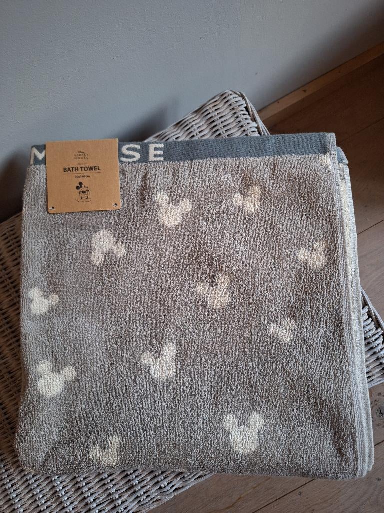 Badlaken Mickey Mouse, Ophalen of Verzenden, Nieuw, Overige kleuren, Handdoek