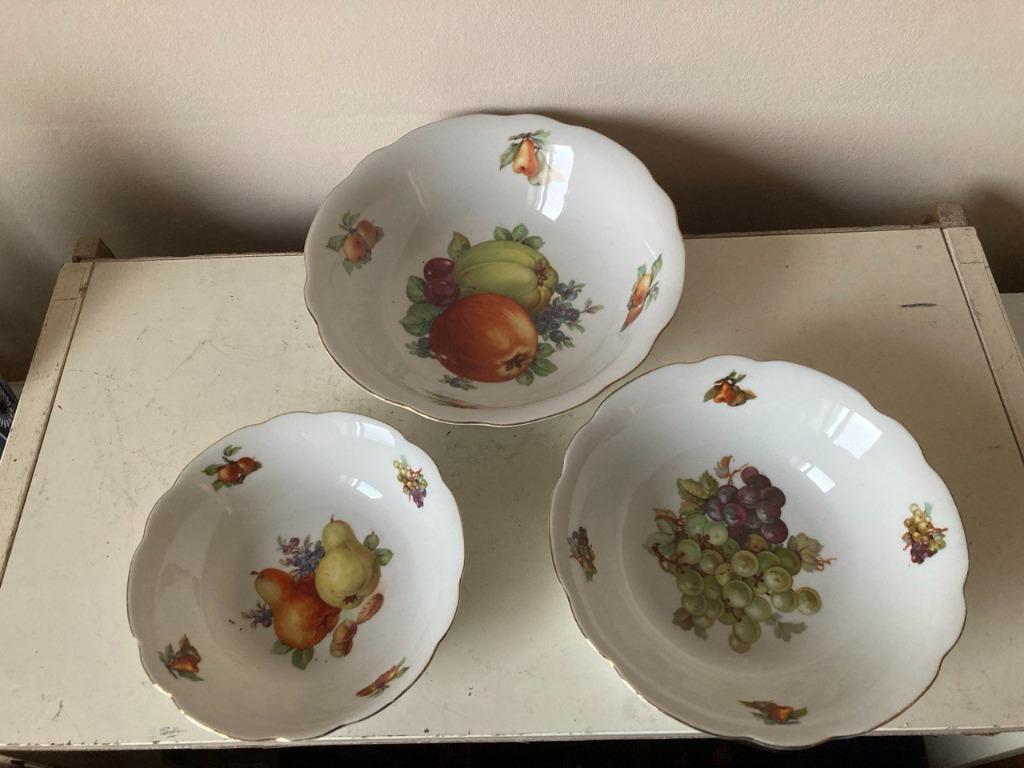 Vintage Duitse porseleinen kommen met fruitmotieven, Ophalen