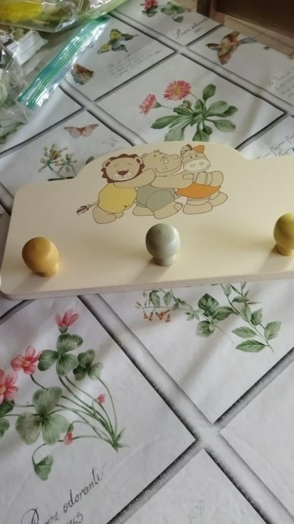 Porte manteau noukies, Enfants & Bébés, Enlèvement ou Envoi, Comme neuf, Portemanteau