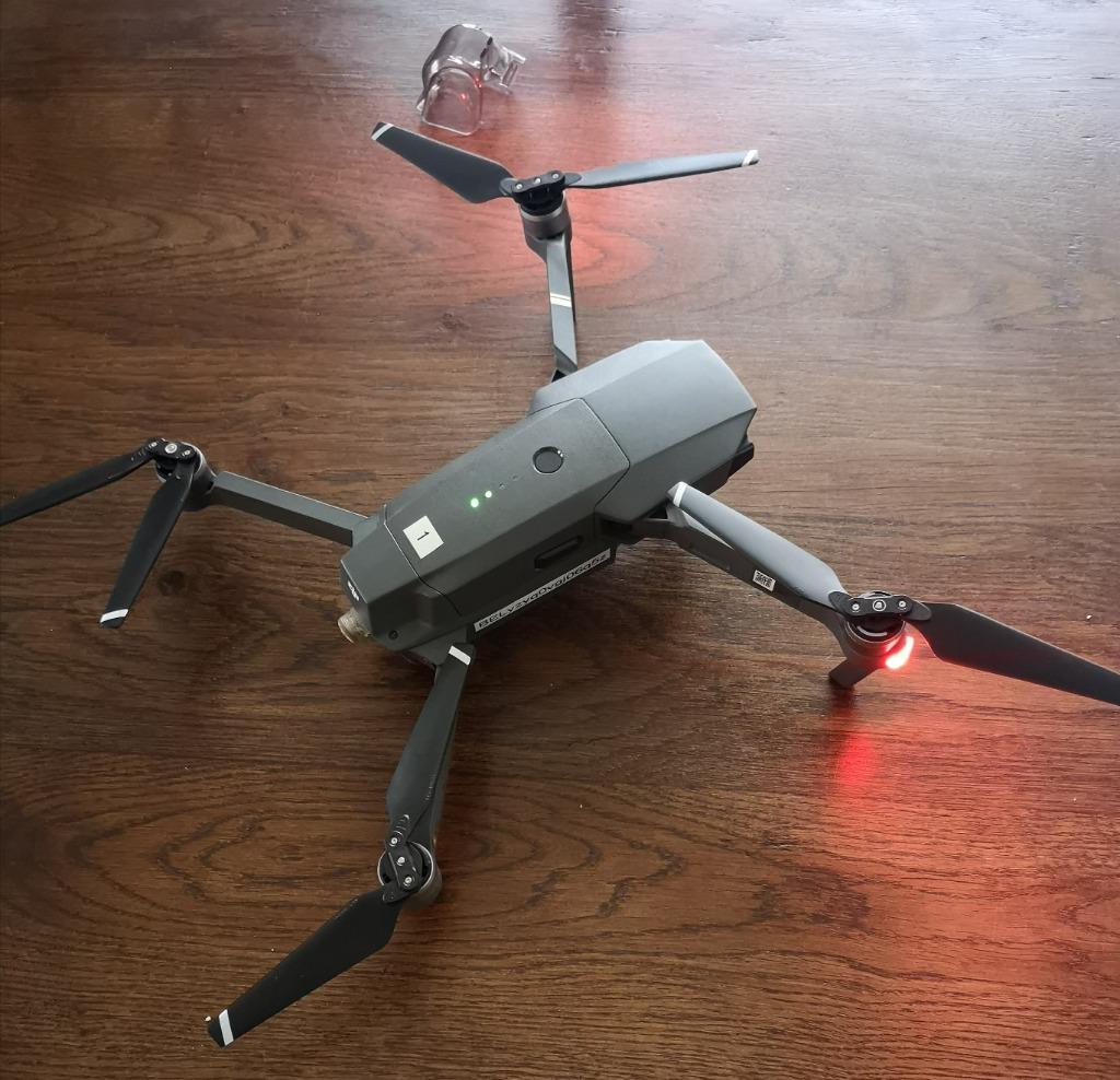 Drone DJi MAVIC PRO et compléments, Audio, Tv en Foto, Drones, Zo goed als nieuw, Cameradrone, DJI, 250 tot 900 gram, 15 tot 30 minuten