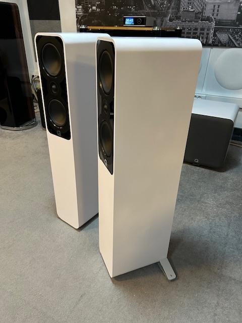 Q acoustics 5040 wit (ex demo 5j garantie), Audio, Tv en Foto, Luidsprekerboxen, Overige merken, Nieuw, Ophalen of Verzenden, 120 watt of meer