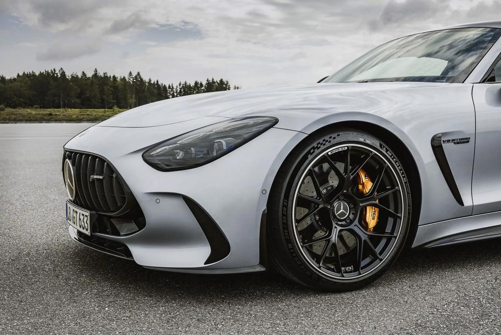 4 Jantes + Pneus AMG 19”, Enlèvement ou Envoi, 19 pouces, Pneu(s)