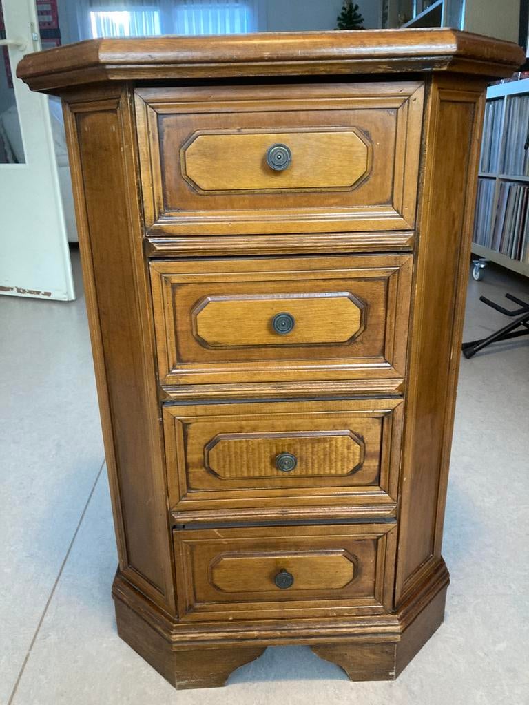 Commode klassiek, Ophalen