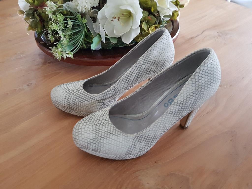 Dames schoenen - maat 38/39, Kleding | Dames, Ophalen, Bel & Bo, Zo goed als nieuw, Schoenen met hoge hakken