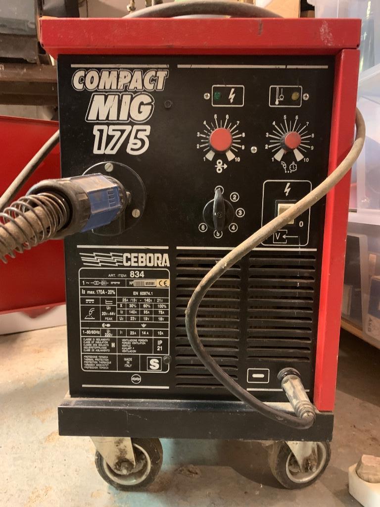 Lasapparaat Mig 175, Enlèvement, Utilisé, CO2