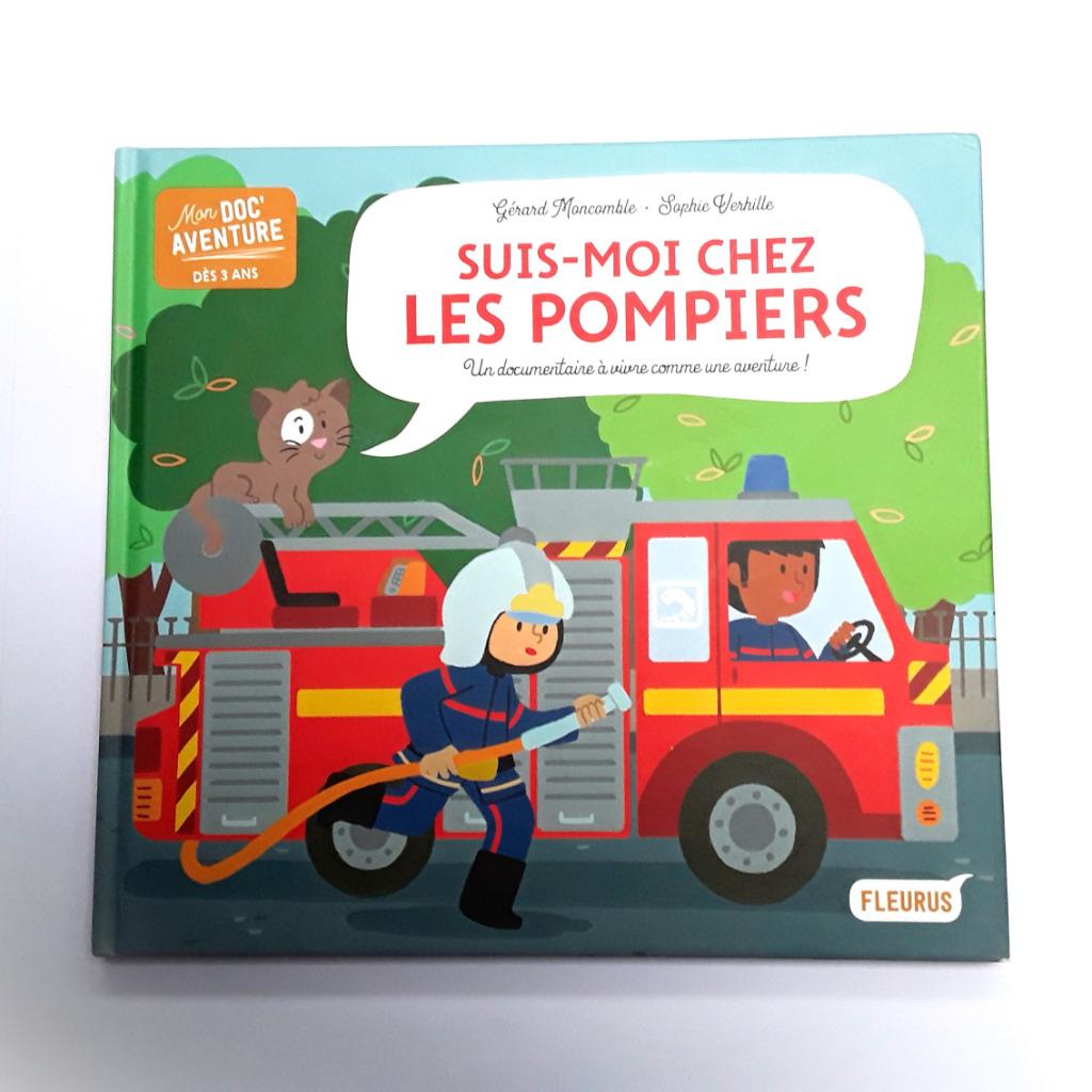 Kinderboek: VOLG ME BIJ DE BRANDWEERMANNEN, Ophalen, Zo goed als nieuw, Jongen of Meisje