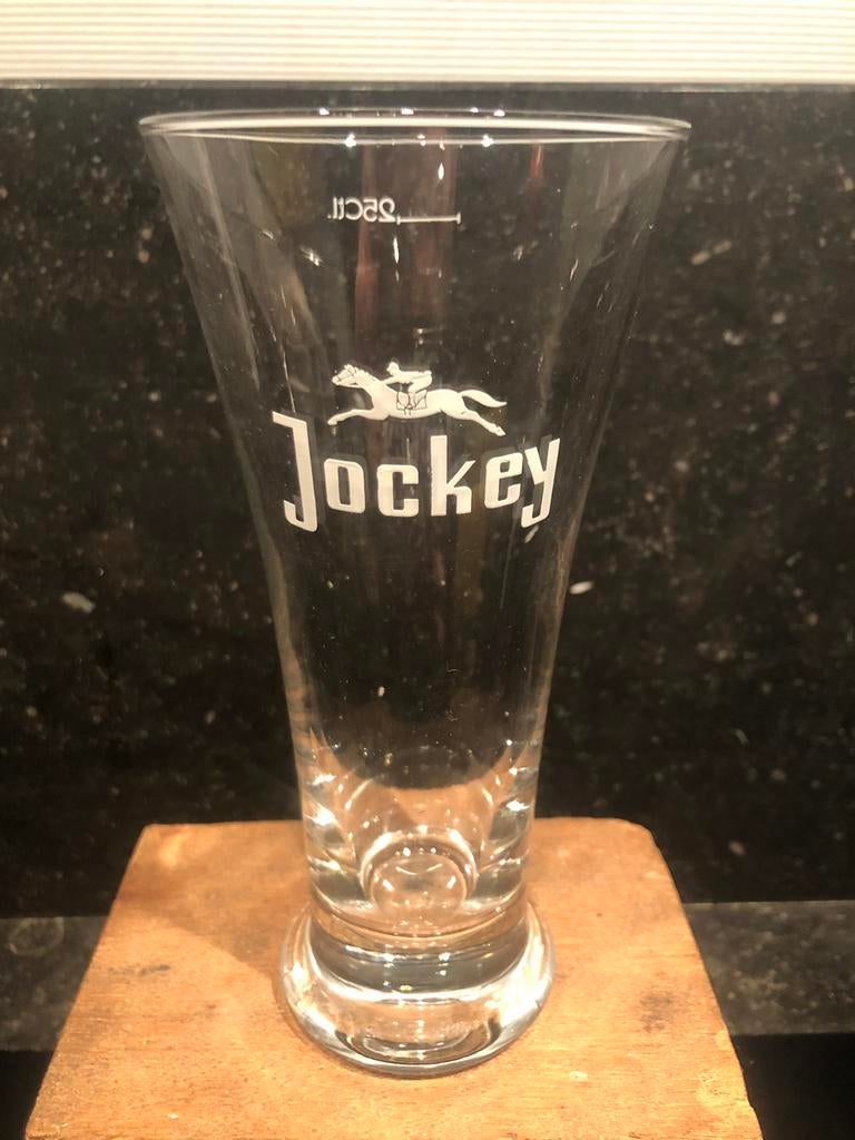 cristal alken gévé JOCKEY grote fluit 25 Ctl., Collections, Marques de bière, Enlèvement ou Envoi, Utilisé, Verre ou Verres, Autres marques