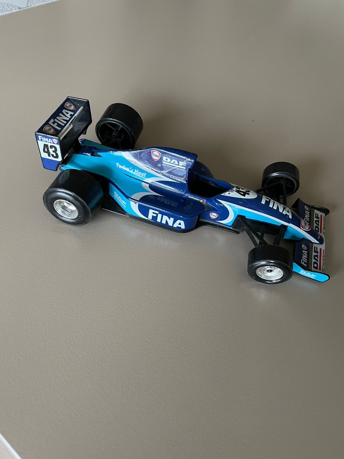 Bburago Grand Prix Minardi schaal 1/24 in mooie staat, Verzamelen, Ophalen of Verzenden, Zo goed als nieuw, Formule 1