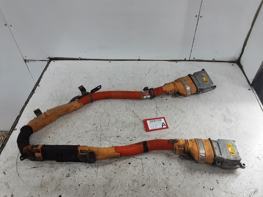 CABLE DE CHARGE BMW X5 (F15) (01-2013/07-2018) (9292357), Mevr. I. Hauben, Utilisé, BMW, Rue de l'Espoir 34 34
4030  GRIVEGNÉE, BE