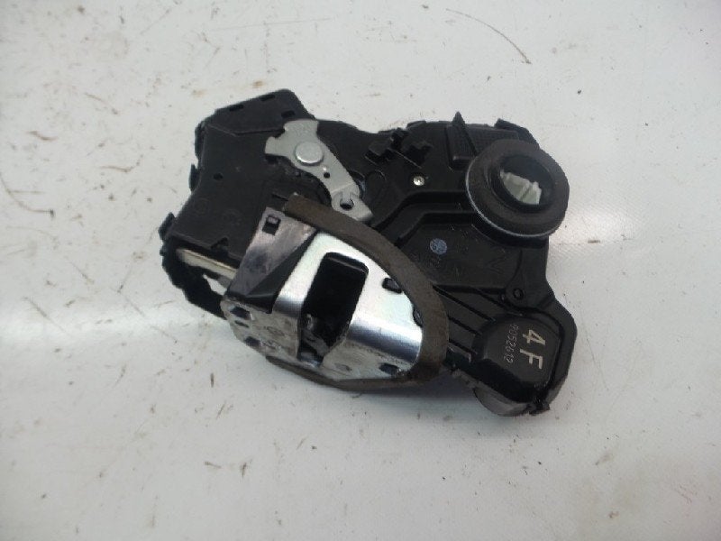 SERRURE DE PORTE RODS AVANT DROIT Toyota Urban Cruiser, Utilisé, Toyota