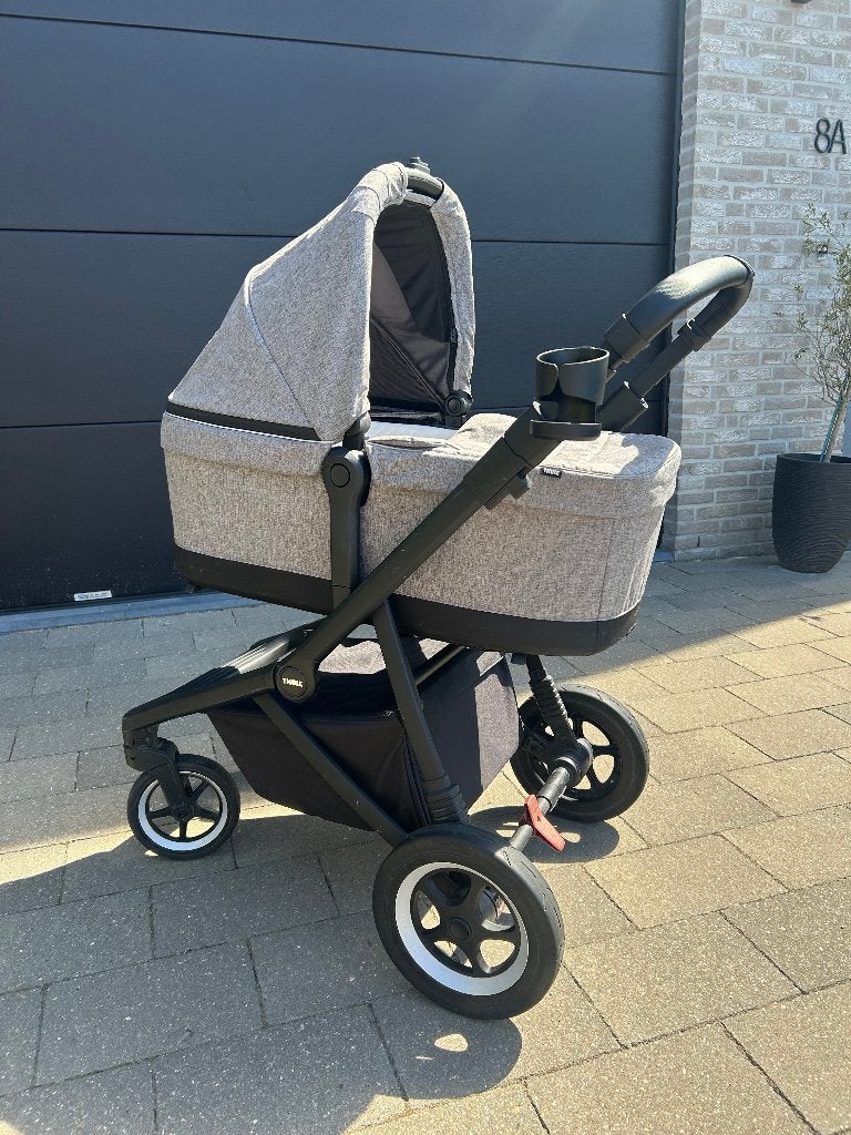 Thule Sleek Kinderwagen incl. meerijdplankje en accessoires!, Gebruikt, Duowagen, Ophalen, Kinderwagen