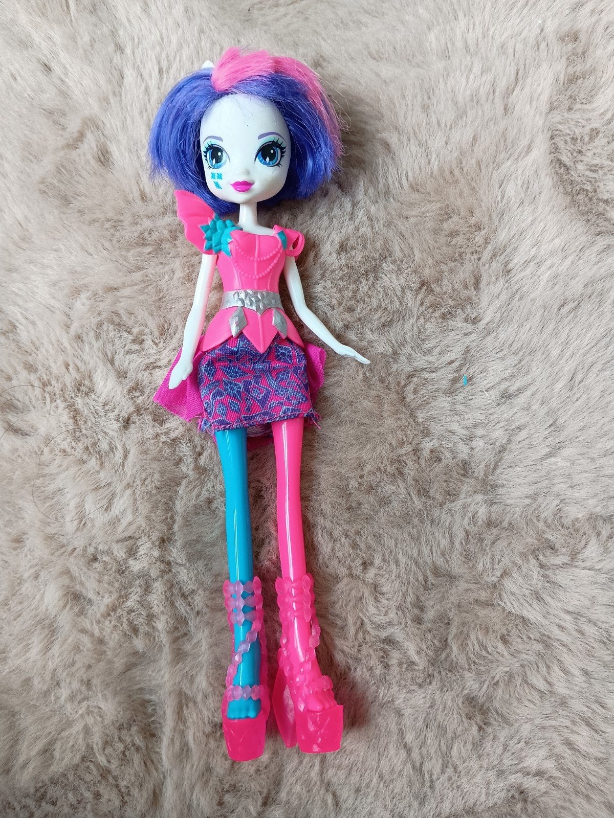 My Little Pony Equestria Girls Rainbow Rocks Rarity, Enfants & Bébés, Jouets | My Little Pony, Enlèvement, Utilisé