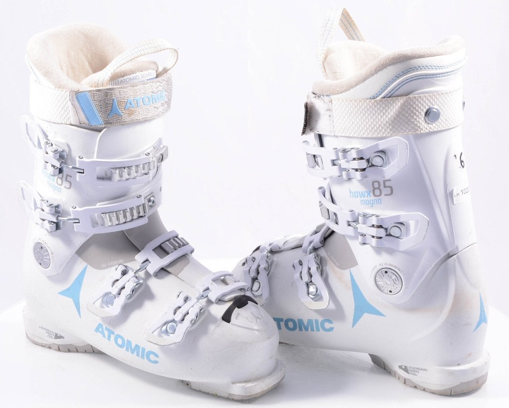 Chaussures de ski 42;42,5EU pour femmes ATOMIC HAWX MAGNA 85, Sports & Fitness, Carving, Utilisé, Atomic, Chaussures