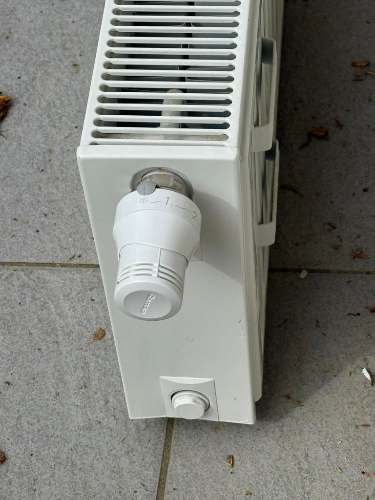 Verwarming te koop. Zeer goede staat. 60€, Doe-het-zelf en Bouw, Ophalen, Zo goed als nieuw