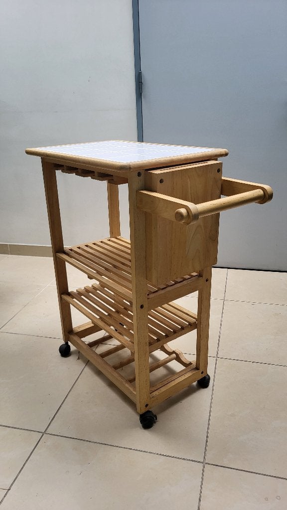 Bijzettafel voor outdoor Barbecue op 4 wieletjes, Ophalen, Zo goed als nieuw