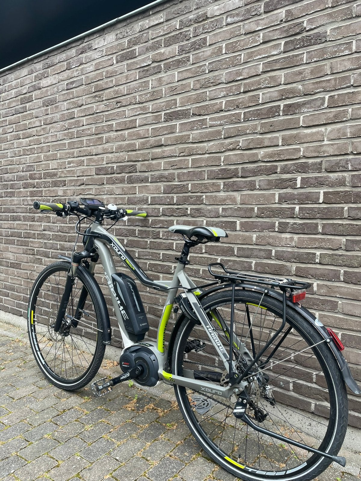 Elektrische fiets - Bosch - GPS, Fietsen en Brommers, Ophalen, Zo goed als nieuw, 50 km per accu of meer