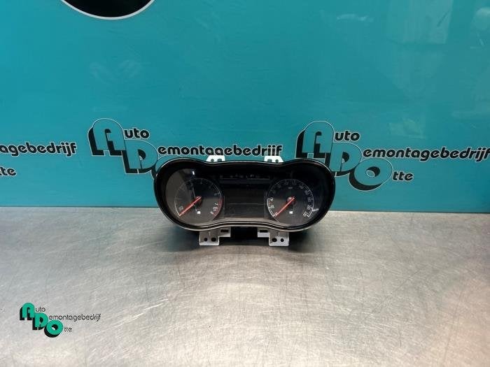 Instrumentenpaneel van een Opel Karl (Karl 15-), Auto-onderdelen, Gebruikt, -, -, Opel