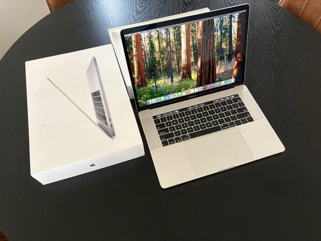 Apple Macbook Pro 15” - 6-Core i7 - 16GB - 512GB - In Doos, Computers en Software, Apple Macbooks, MacBook Pro, 15 inch, 512 GB