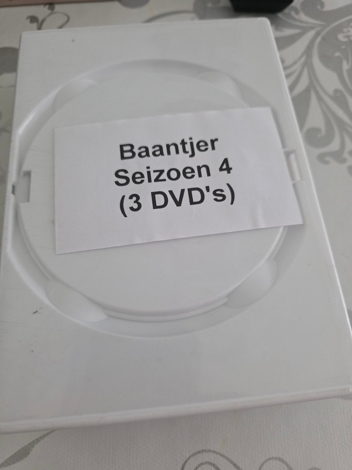 baantjer, Enlèvement ou Envoi