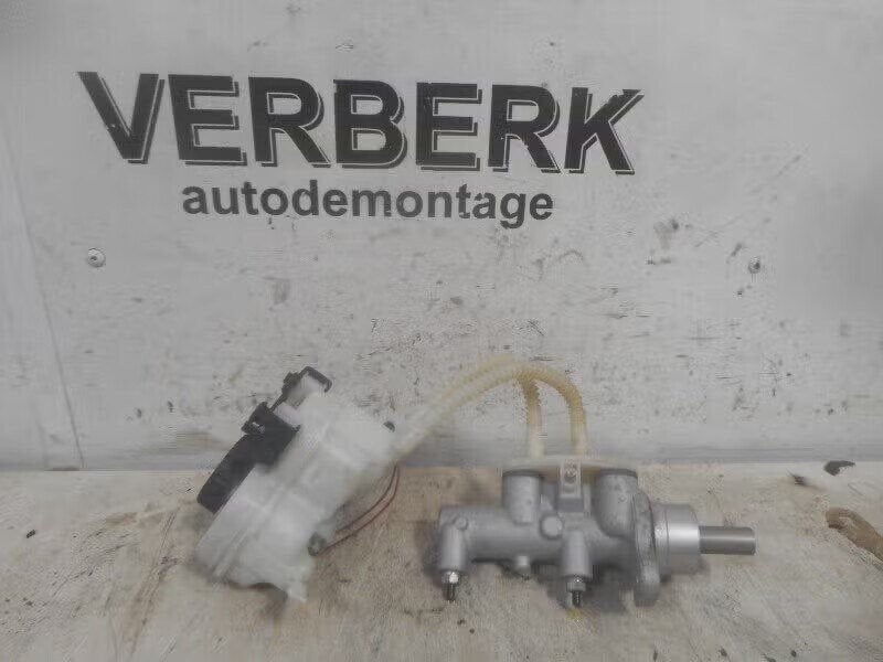 HOOFDREMCILINDER Opel Meriva (A) (01-2003/05-2010), Gebruikt, Postoffice@zf.com, Opel, Ophalen of Verzenden
