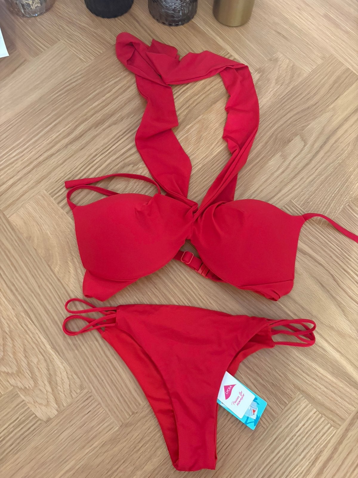 Bikini neuf caldezona, Kleding | Dames, Badmode en Zwemkleding, Ophalen of Verzenden, Zo goed als nieuw, Rood, Bikini