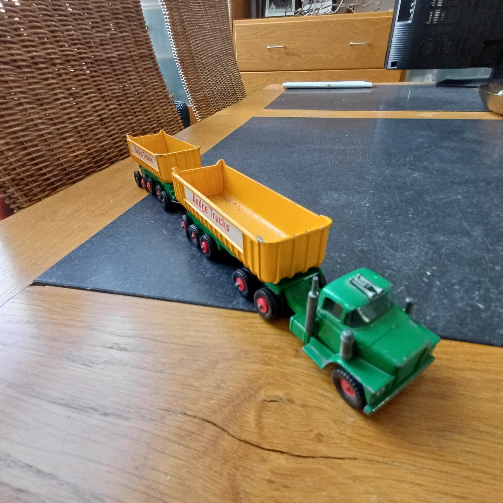Vrachtwagen combinatie te koop, zeer mooi, Enlèvement ou Envoi