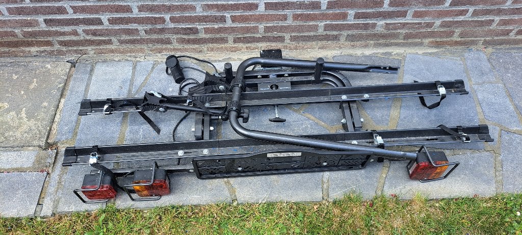 Fietsen drager, Auto diversen, Fietsendragers, Zo goed als nieuw, 2 fietsen, Ophalen