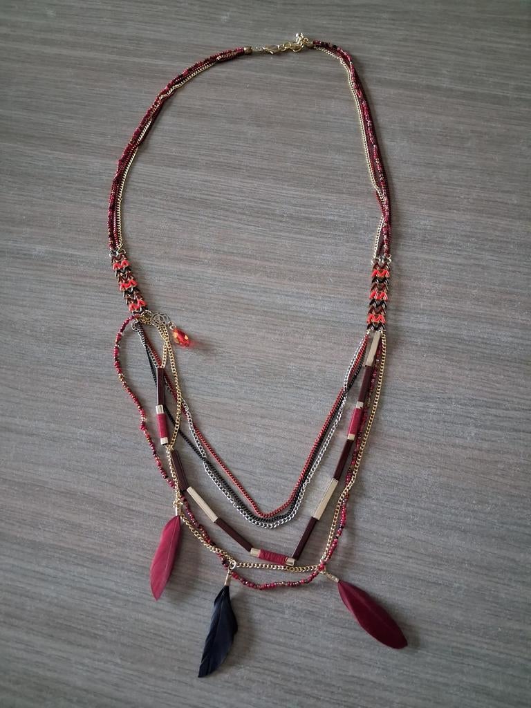 Halsketting, Bijoux, Sacs & Beauté, Colliers, Enlèvement ou Envoi, Comme neuf, Rouge