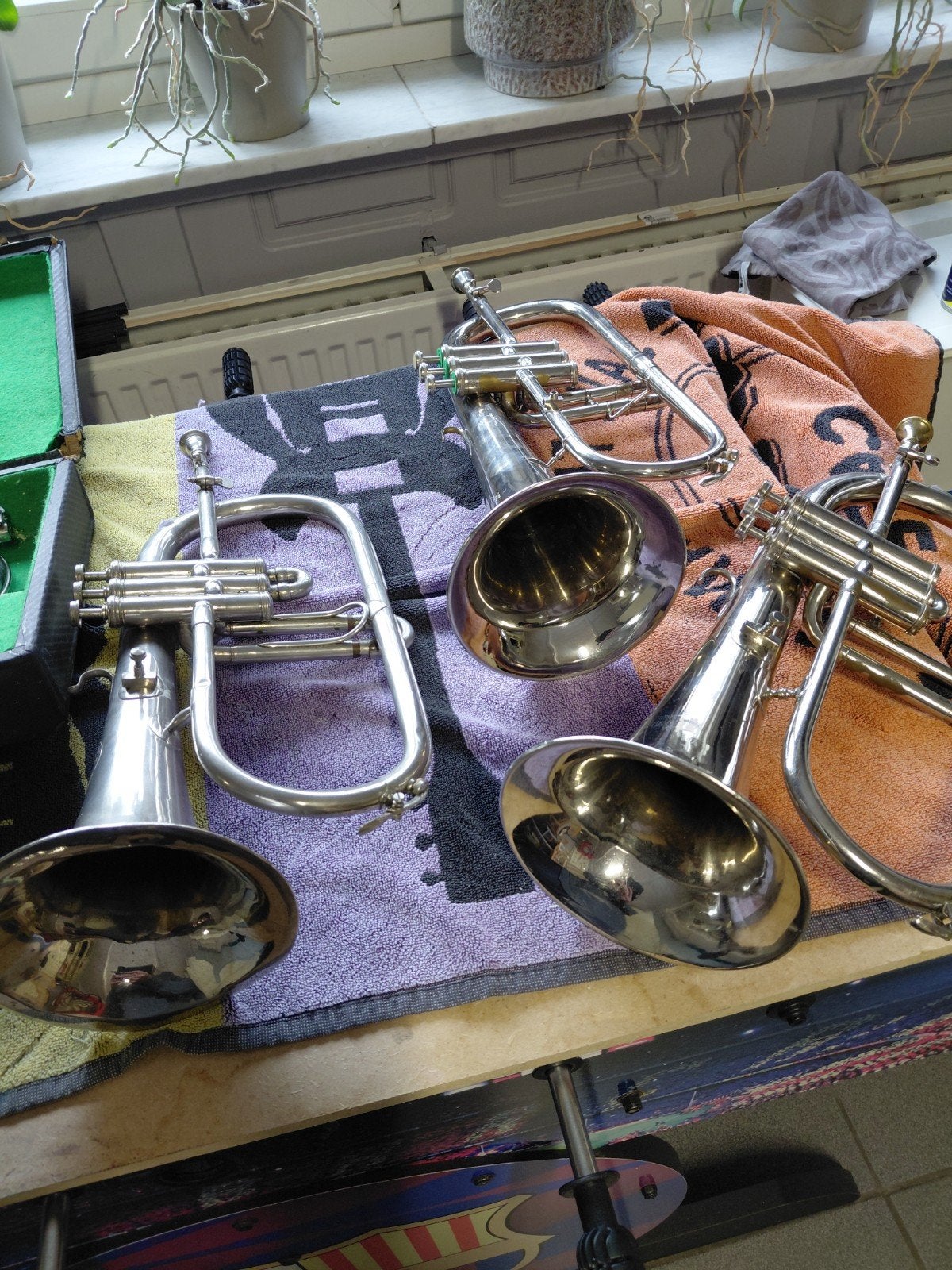 4 stuks bugel blaasinstrument, Muziek en Instrumenten, Ophalen, Met koffer