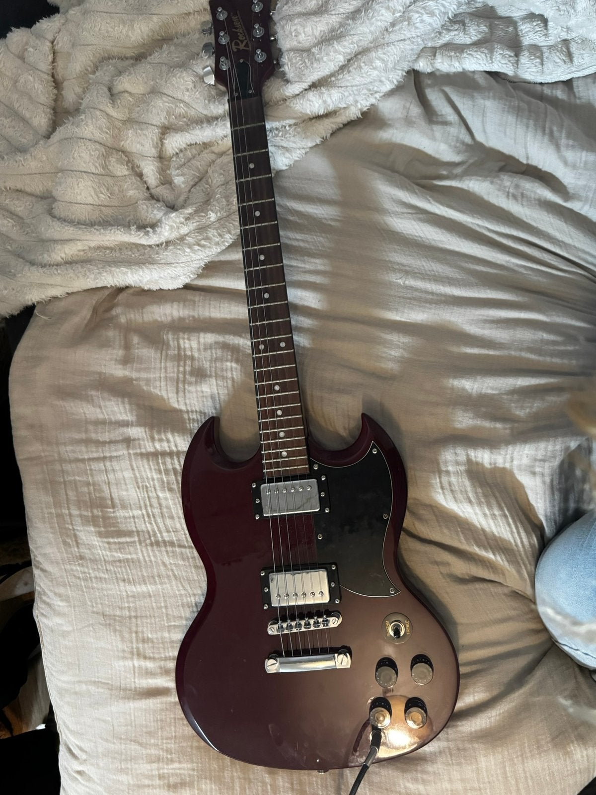 Gitaar, Enlèvement, Comme neuf