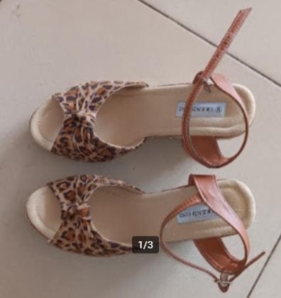 Chaussures compensées léopard 41 NEUF, Enlèvement ou Envoi, Neuf, Escarpins