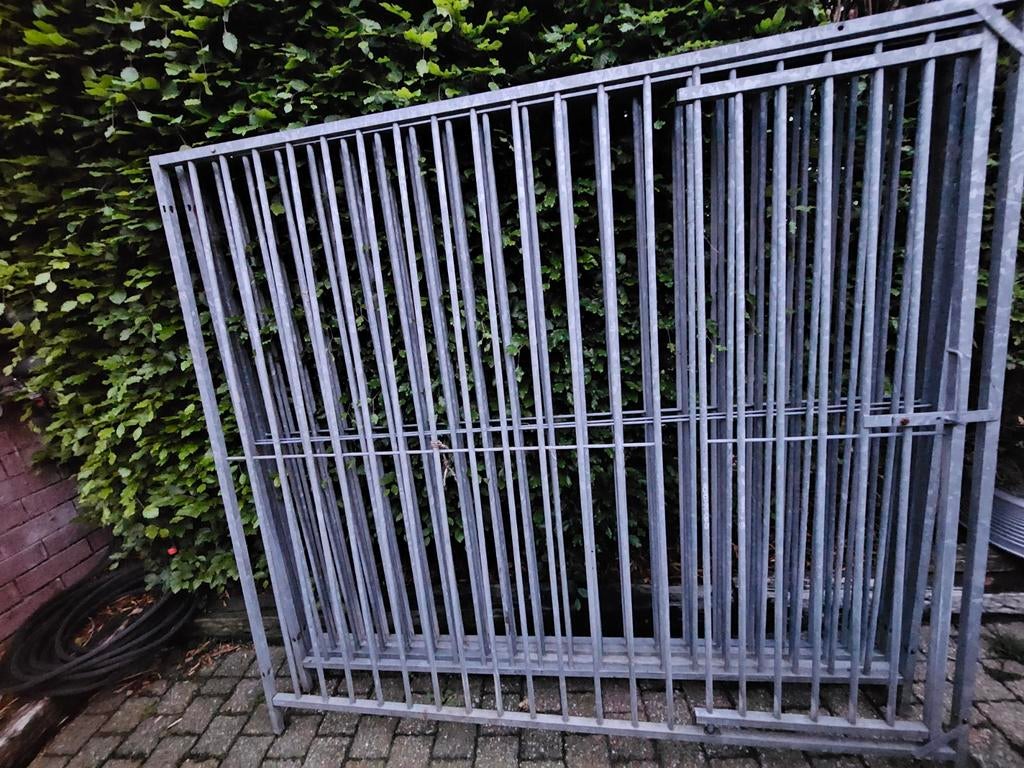 Hondenren gegalvaniseerd staal, Ophalen