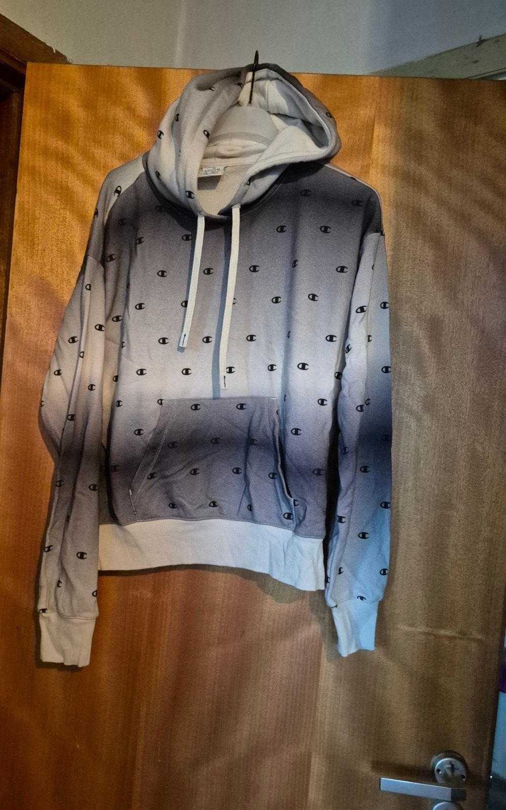 trui champion maat m weinig gedragen, Vêtements | Femmes, Homewear, Enlèvement ou Envoi, Taille 38/40 (M)