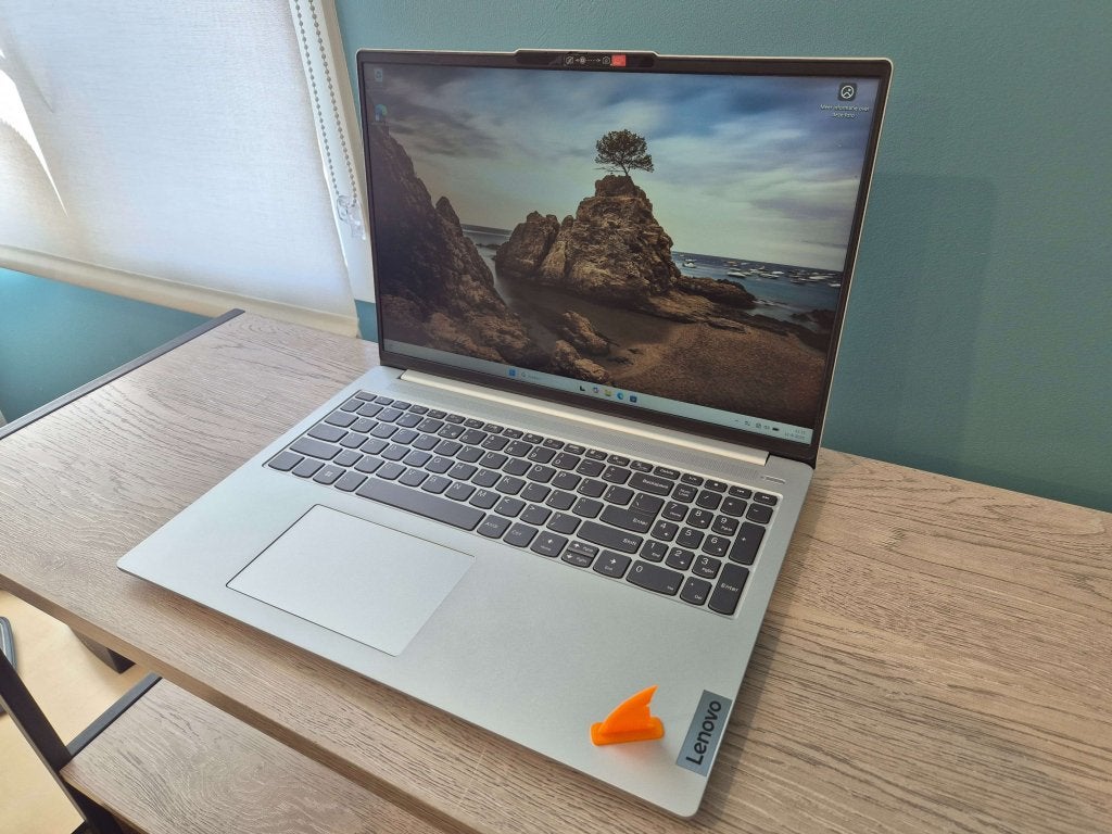 Lenovo IdeaPad Slim 5 | i5-12450H, 16GB DDR5, 512GB NVME | 1, Niet ingevuld, Niet ingevuld, 16 pouces, 4 Ghz ou plus