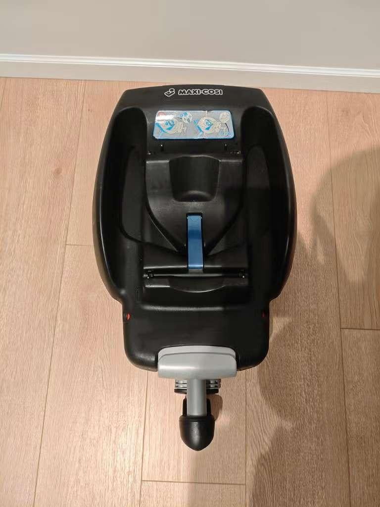 Maxi-Cosi EasyBase 2 - base voor kinderautostoel, Kinderen en Baby's, Ophalen, Gebruikt, Maxi-Cosi