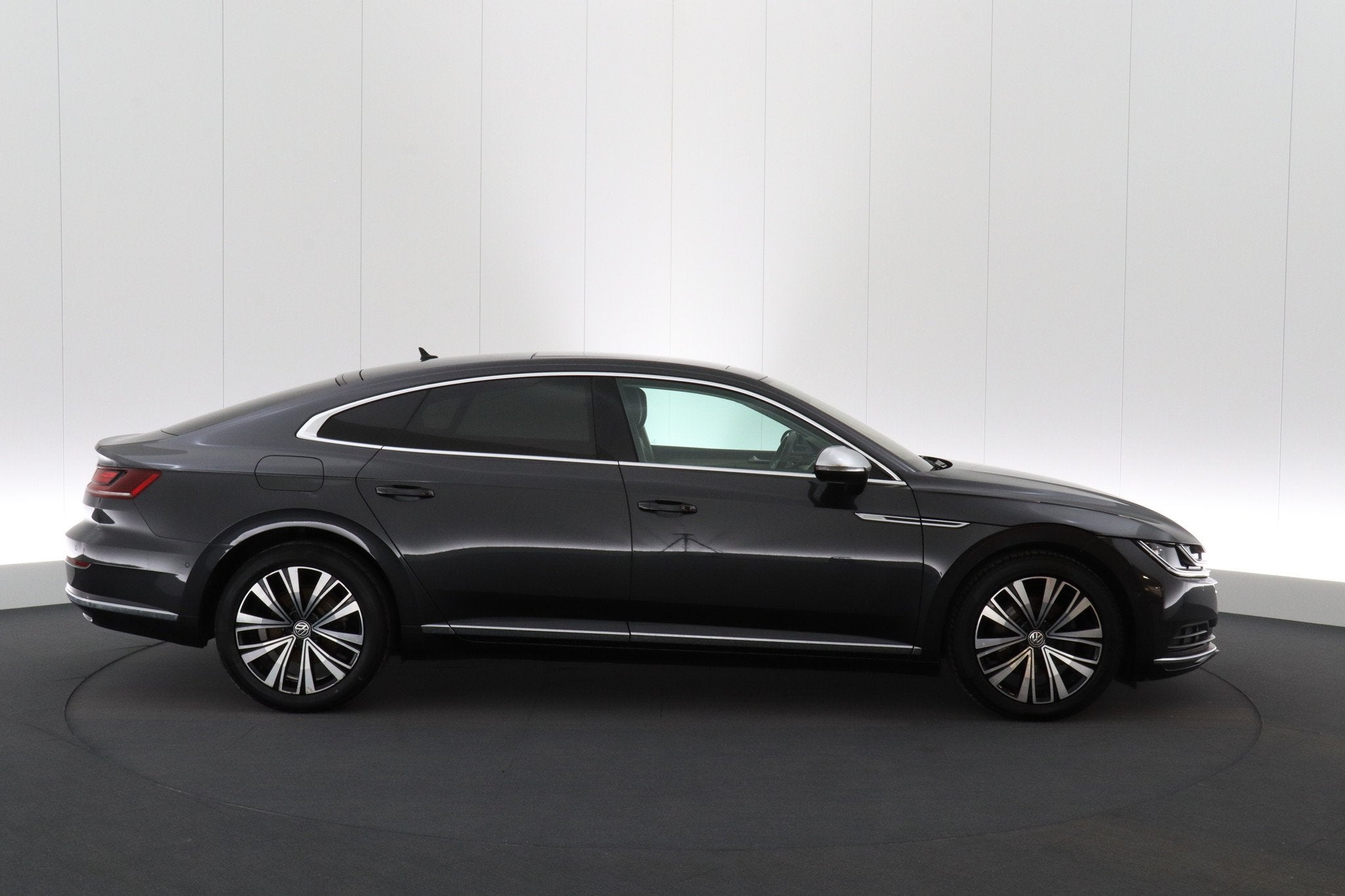 (1WLX556) VOLKSWAGEN ARTEON, Auto's, Voorwielaandrijving, Arteon, Gebruikt, Leder