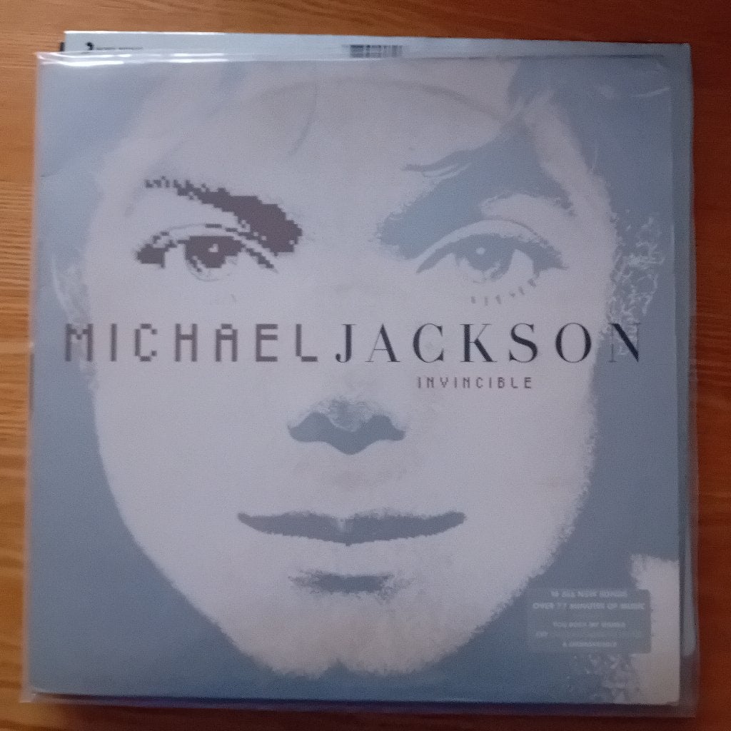 Michael Jackson Invincible, Ophalen