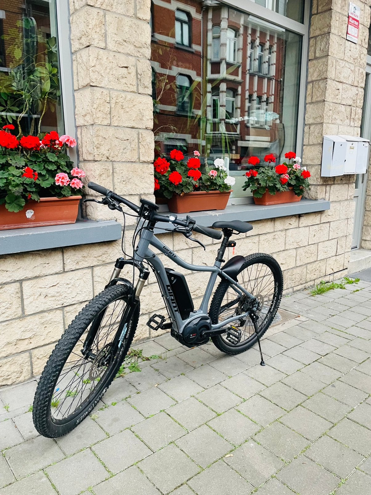 Vélo électrique GIANT - Moteur Bosch Performance Line, Enlèvement ou Envoi, Comme neuf, Giant