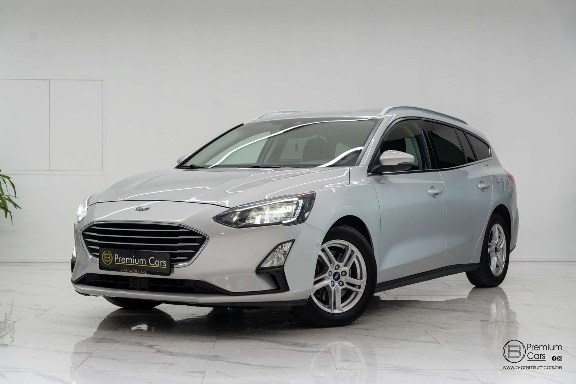 Ford Focus 1.5 lichte vracht! Automaat! Led, garantie, Acc!, Auto's, Dealer onderhouden, Gebruikt, 4 cilinders, 120 pk