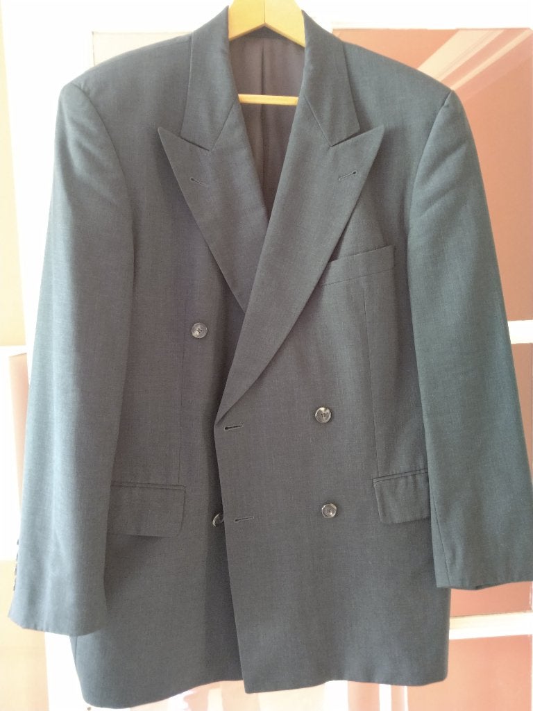 Hugo BOSS veston croisé T.50 gris foncé, laine vierge -TBE, Kleding | Heren, Kostuums en vesten, Maat 48/50 (M), Ophalen of Verzenden