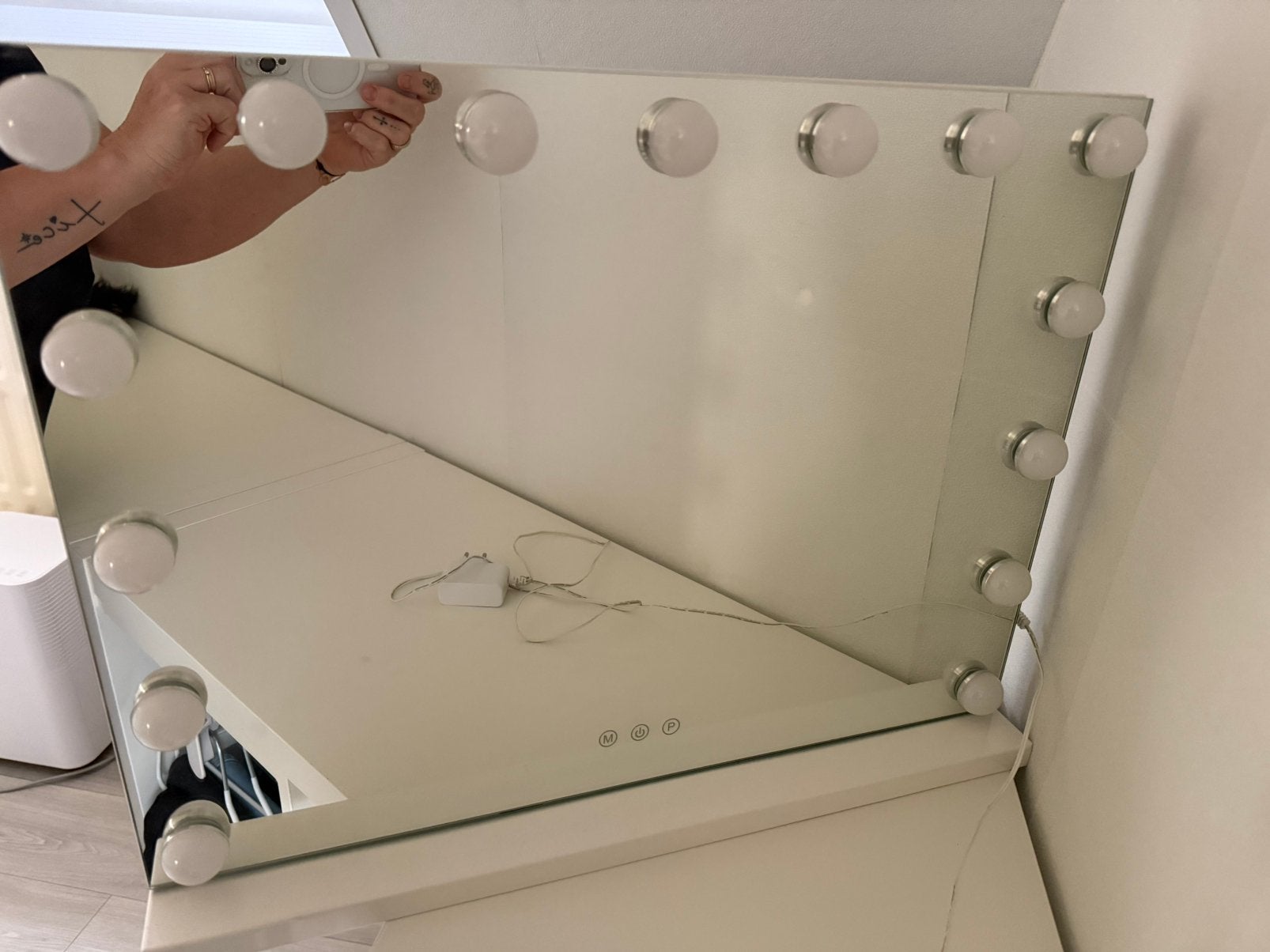 Sublime miroir hollywoodien, Maison & Meubles, Accessoires pour la Maison | Miroirs, Enlèvement, Comme neuf
