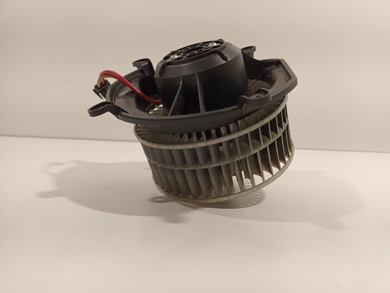 Kachel ventilator motor Mercedes-Benz CLS-Klasse, Onderdelen@venauto.nl, Van der Ven Autorecycling B.V., Ettenseweg 76, 4706 PB Roosendaal, The Netherlands