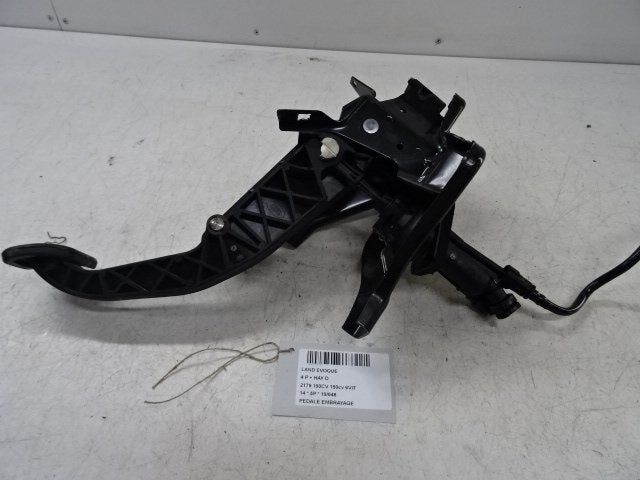 PEDALE D'EMBRAYAGE Range Rover Evoque (LVJ / LVS), Campus Kronberg 7
61476  Kronberg im Taunus, DE, Land Rover, Utilisé, Jaguar Land Rover Deutschland GmbH