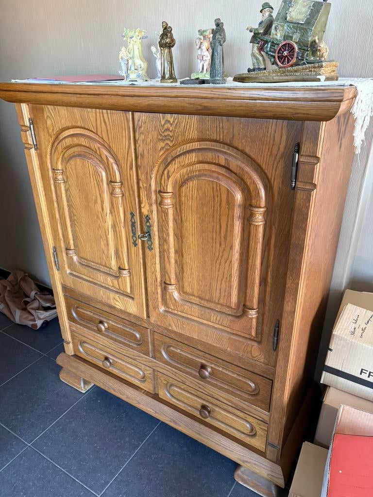 Eiken kast, Ophalen of Verzenden