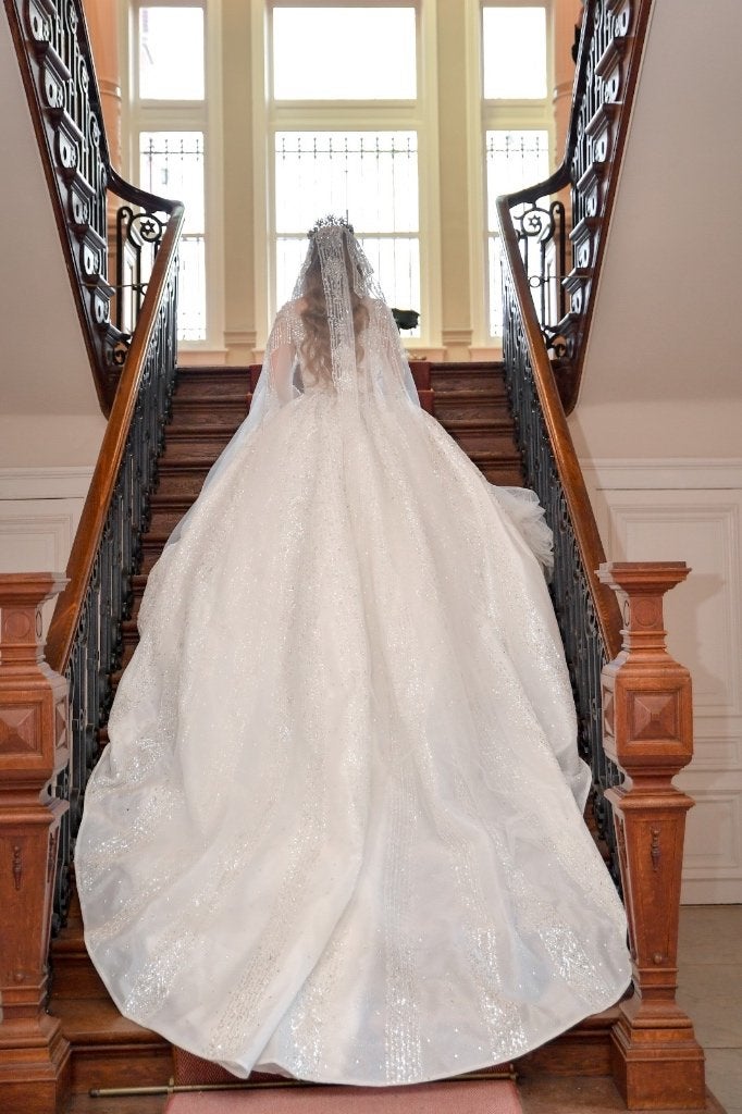 Robe de mariée et robe au henné, Vêtements | Femmes, Vêtements de mariage & Accessoires de mariage, Enlèvement ou Envoi, Porté