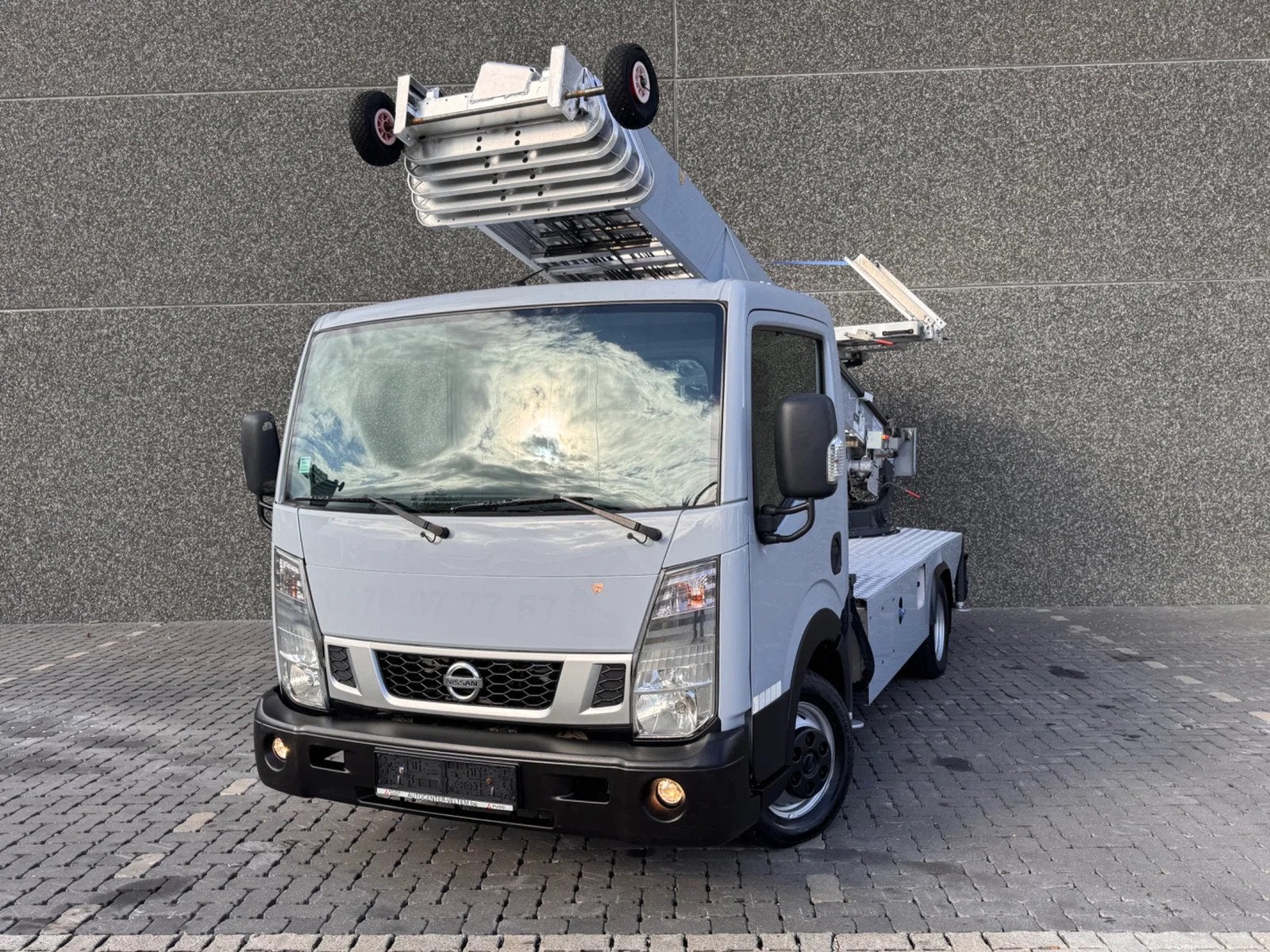 Nissan Cabstar NT400 BOCKER HL27/1-6LH (bj 2017), Gebruikt, 4 cilinders, 3212 kg, Overige brandstoffen