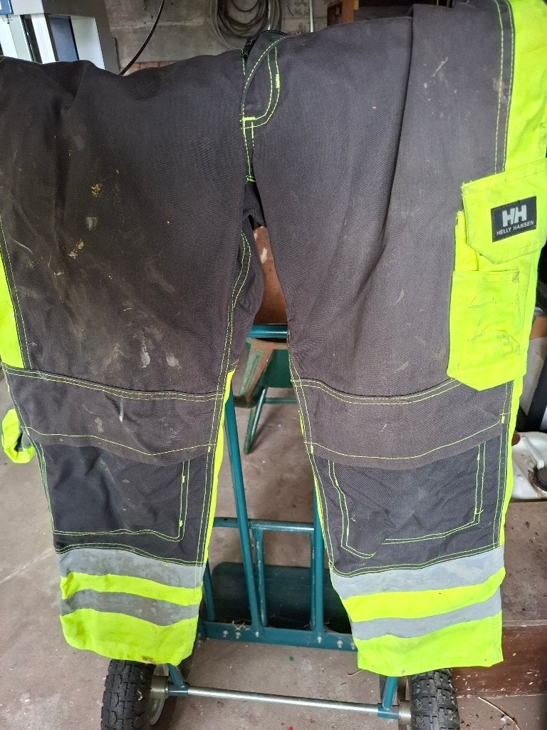 Werkbroek Helly Hansen lang fluo c48, Enlèvement, Utilisé