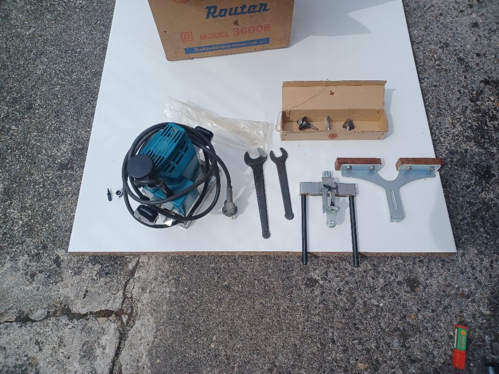 Vintage Makita 3600B Bovenfrees (12mm), Doe-het-zelf en Bouw, Gereedschap | Freesmachines, Ophalen, Gebruikt, Bovenfrees, Makita/bosch