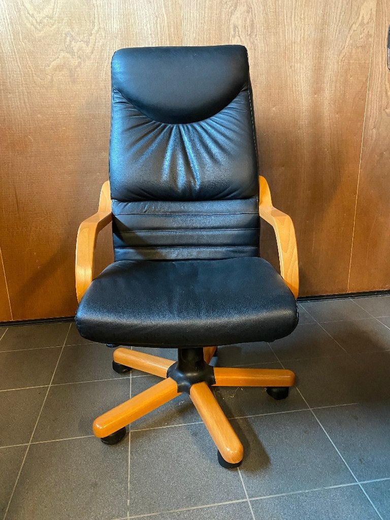 Lederen bureaustoel met houten frame, Ophalen, Zwart, Bureaustoel
