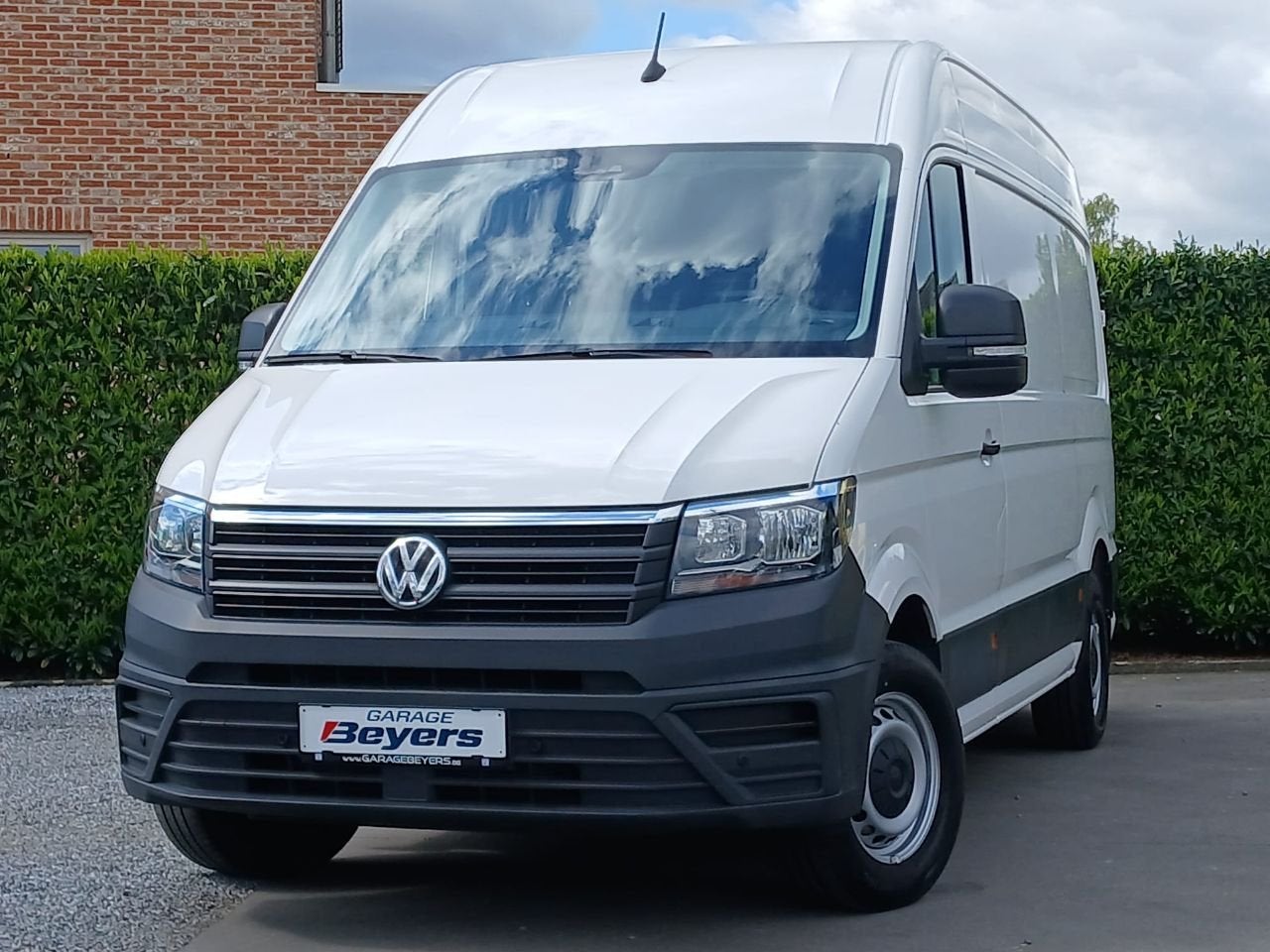 Volkswagen Crafter L3H3 2.0L TDI 140PK 5.986 mm (bj 2024), Auto's, Automaat, Stof, Gebruikt, 4 cilinders